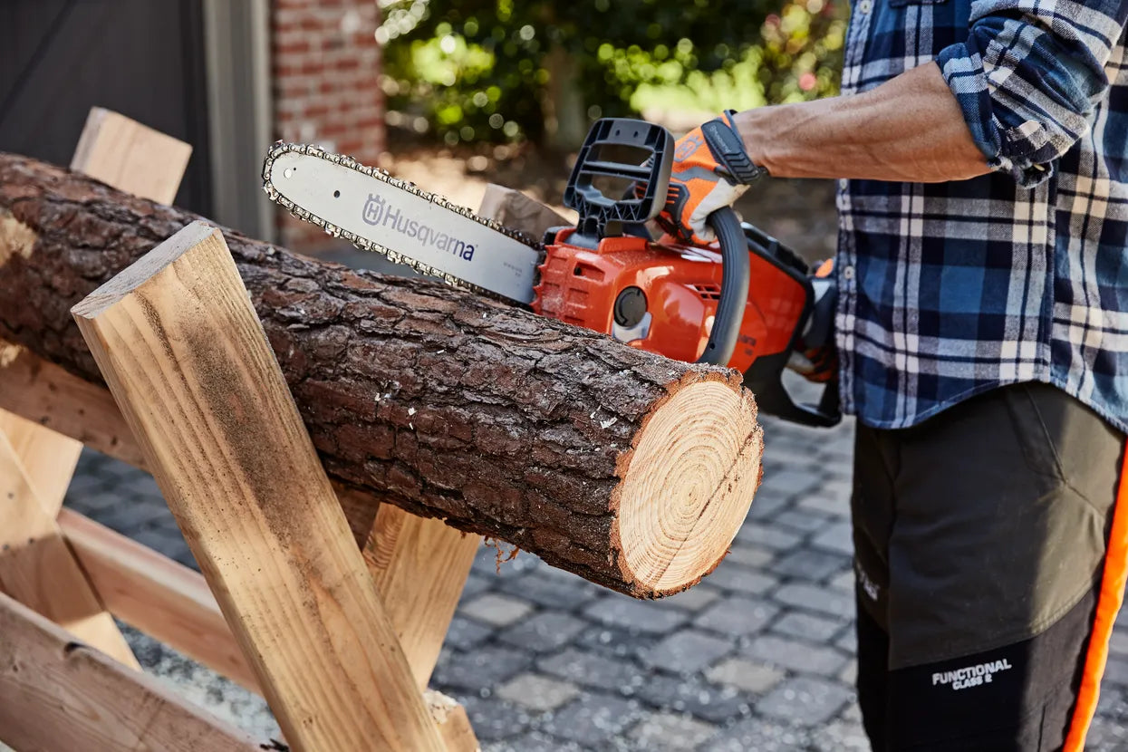 Which Chainsaw Is Right for You? A Simple Buying Guide