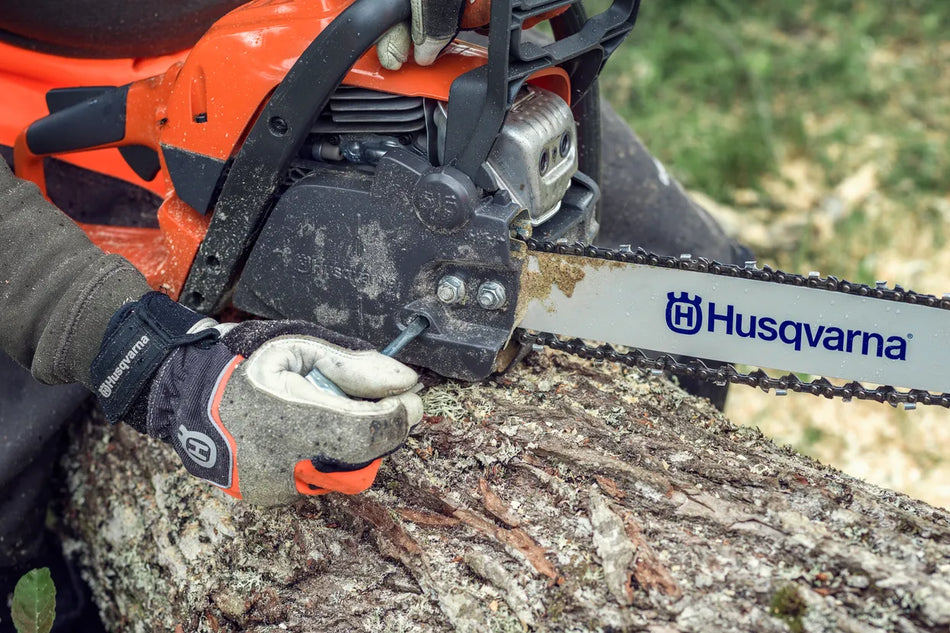 Husqvarna 135 Mark II Petrol Chainsaw – 14” with Blade